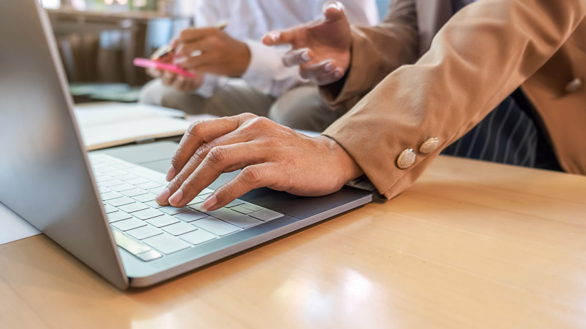 Schulgemeinden haben die Vorgaben zu «Medien und Informatik» umgesetzt